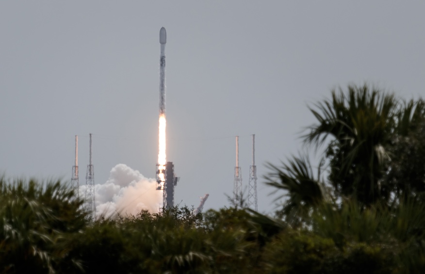 SpaceX launches 7,000th Starlink satellite to date on Falcon 9 flight from Cape Canaveral