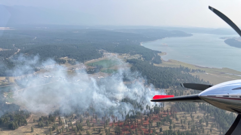 Wildfire triggers ‘tactical evacuation’ in B.C. community of Baynes Lake