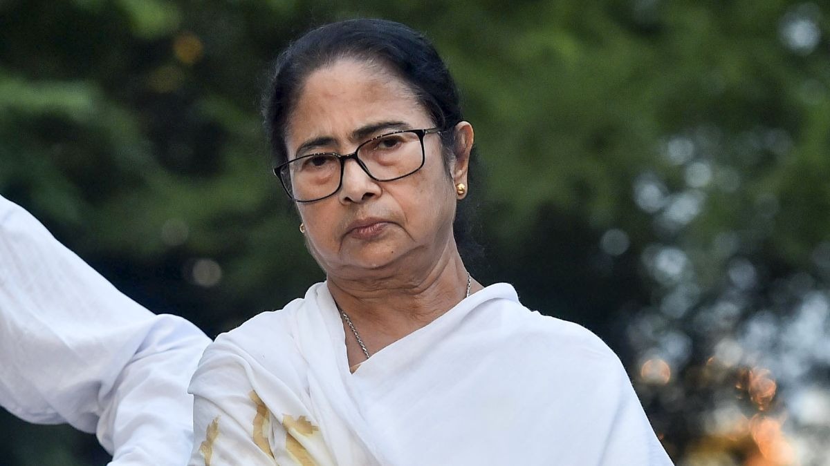 Kolkata doctor’s mother blasts Mamata Banerjee’s ‘insensitive’ Durga Puja call