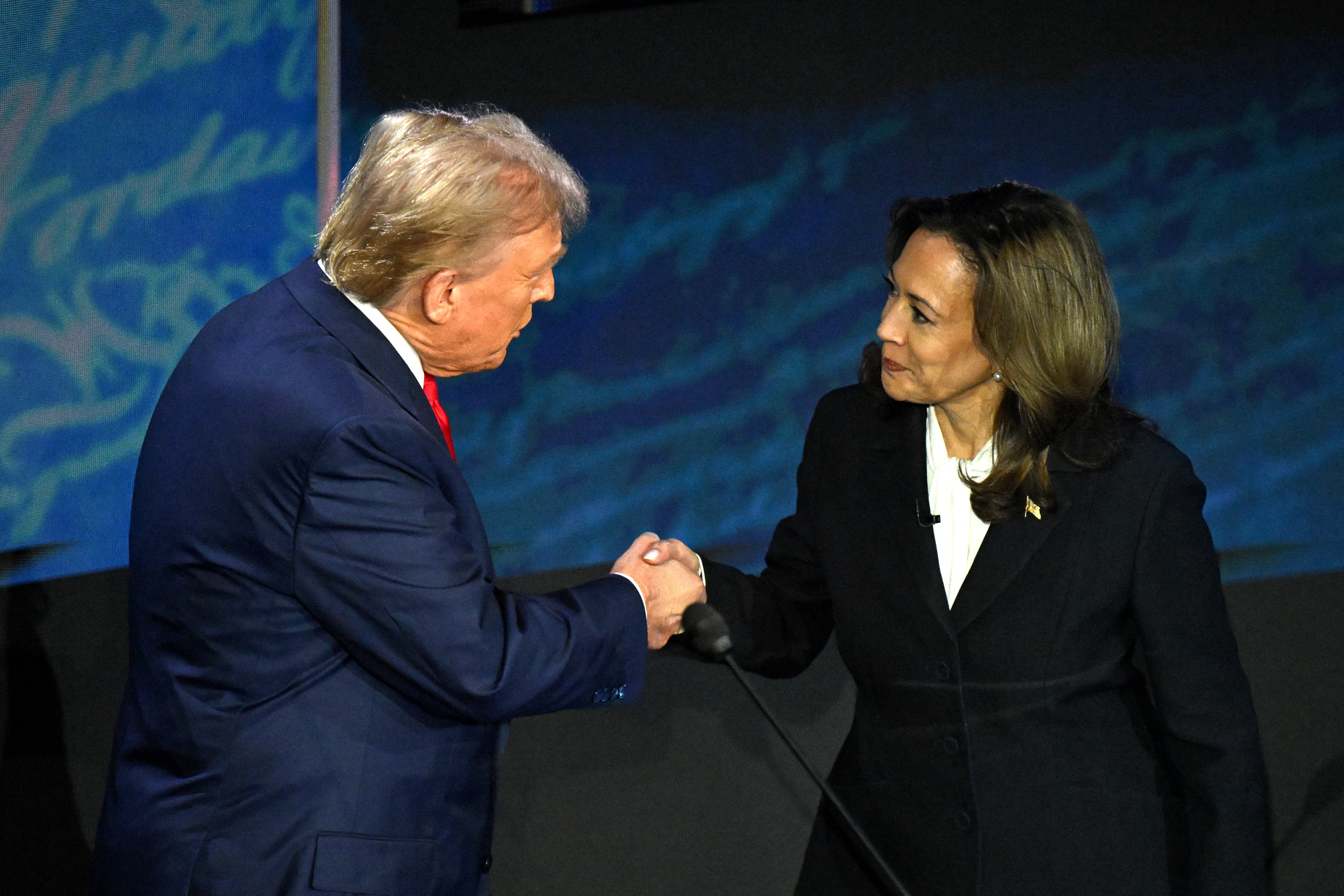 Kamala Harris ‘Power Move’ Handshake with Donald Trump Takes Off Online