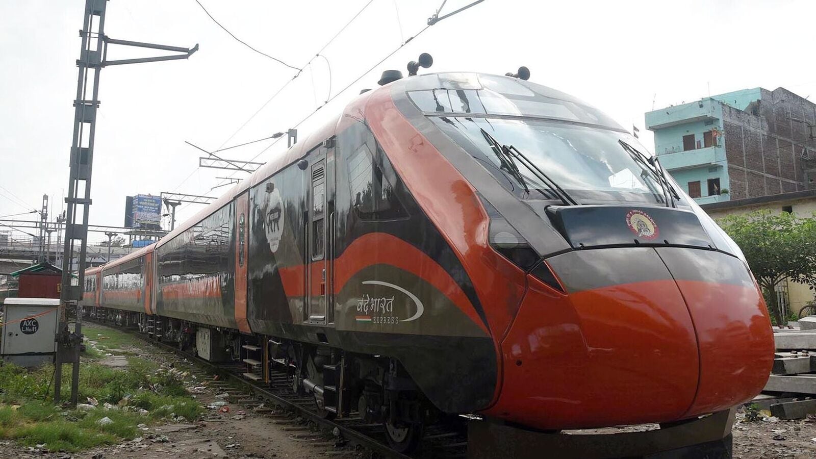 Tatanagar-Patna, Deoghar-Varanasi among 6 new Vande Bharat trains to be flagged of today