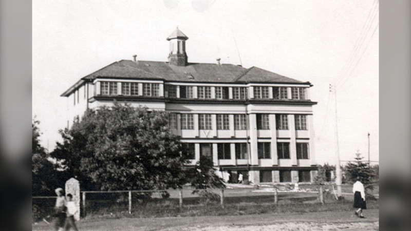 Unmarked burials found on site of former Manitoba residential school