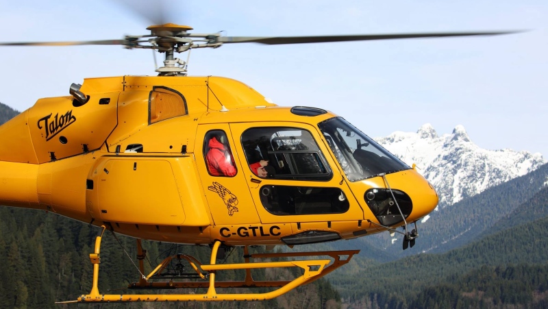 Crews rescue 3 lost hikers from North Vancouver backcountry